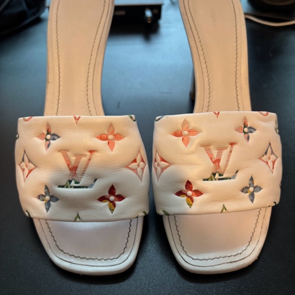 LOUIS VUITTON Revival Mule Blanc - Picture 3 of 10